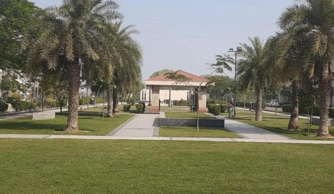 Dubey Homestay - 500 Meter From Temple Vrindāvan Exteriör bild